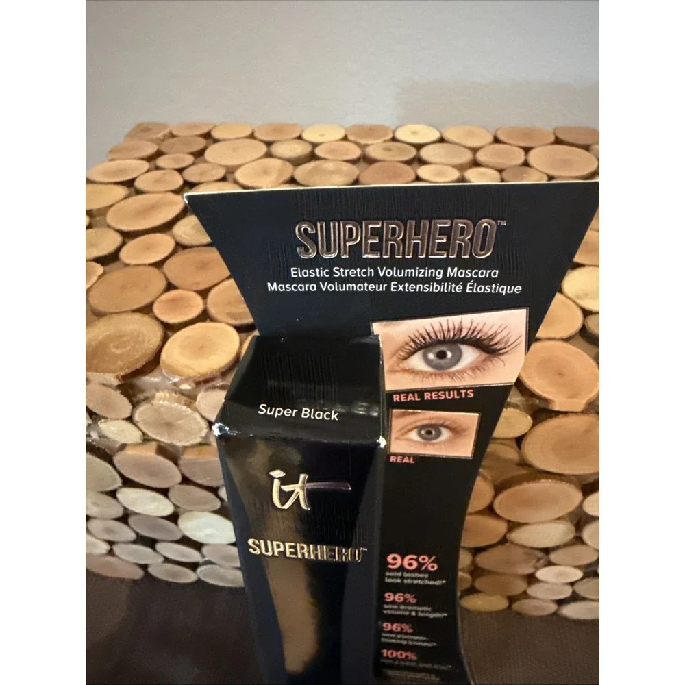 It Cosmetics SUPERHERO‎ ELASTIC STRETCH VOLUMIZING MASCARA SUPER BLACK F/S BOXED